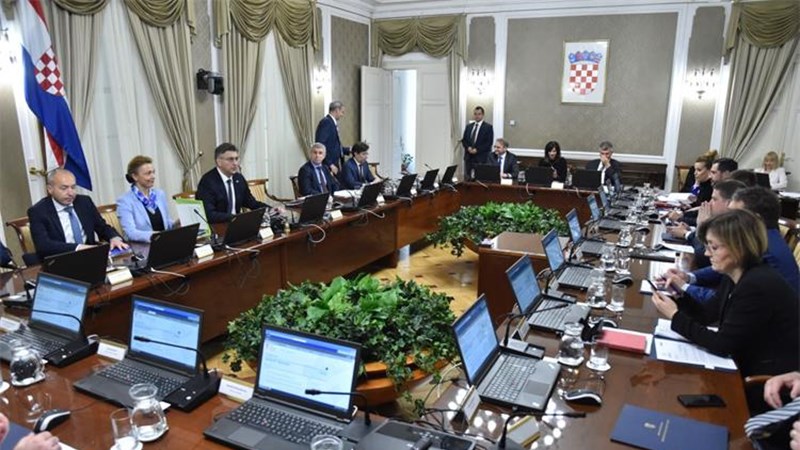 Suficit proračuna i po nacionalnoj i po europskoj metodologiji, unatoč plaćenim jamstvima za Uljanik 